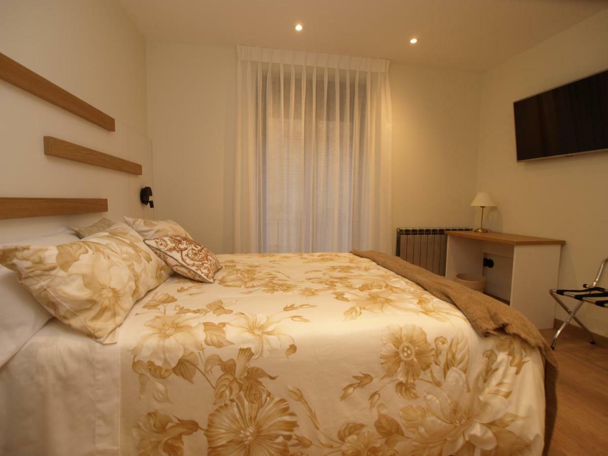 לאון Apartamentos M.Bell מראה חיצוני תמונה