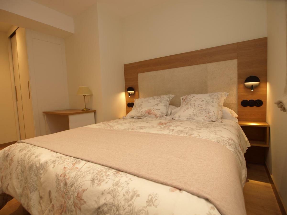 לאון Apartamentos M.Bell מראה חיצוני תמונה