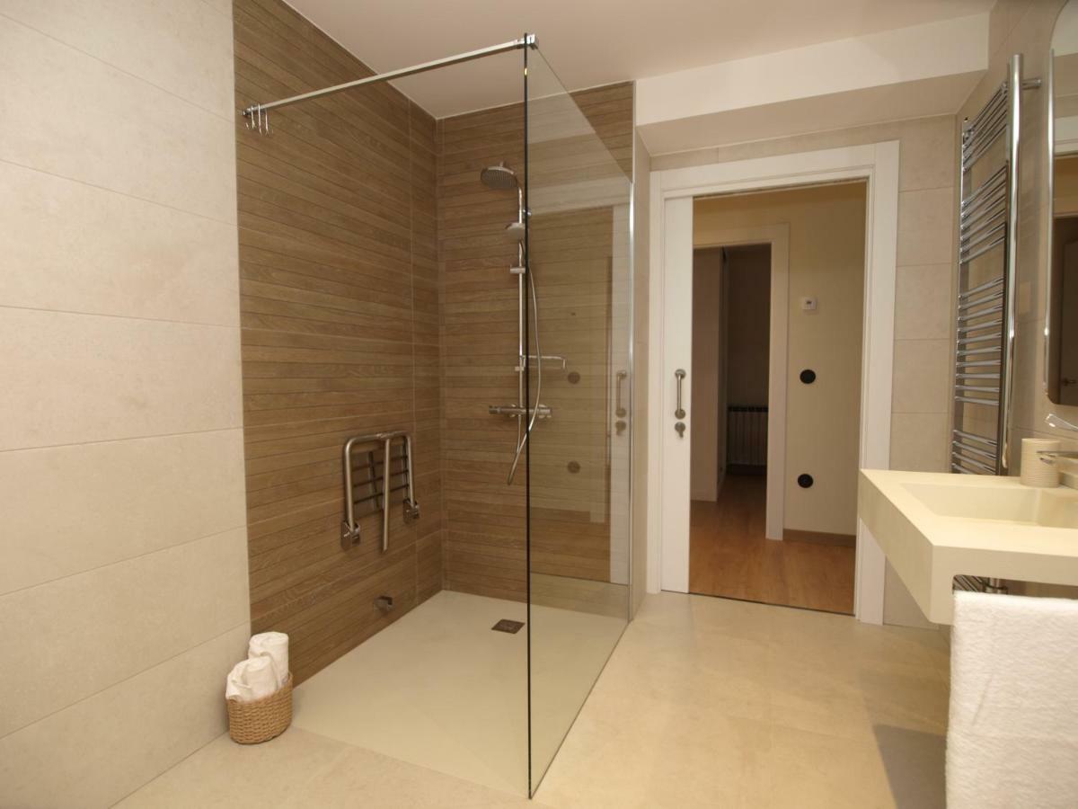 לאון Apartamentos M.Bell מראה חיצוני תמונה